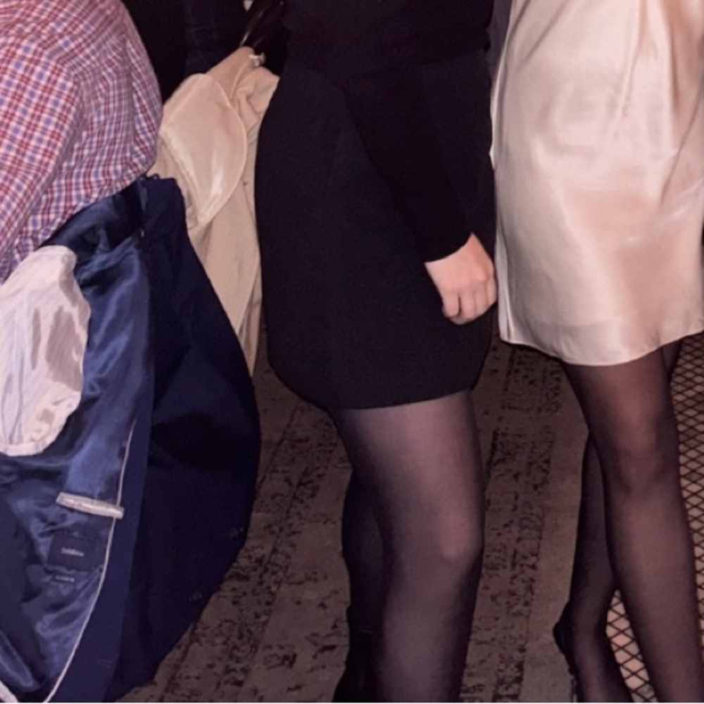 Classic Black Uniqlo Skirt